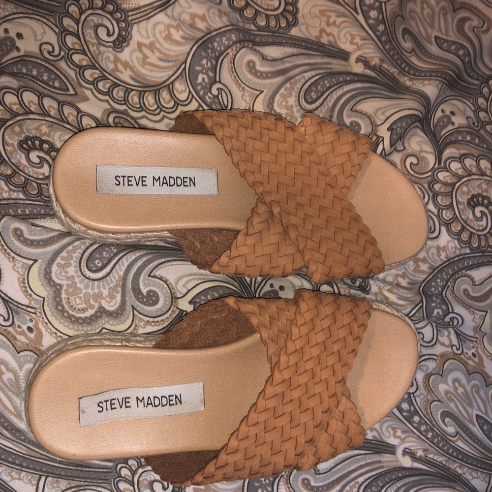Platform shoes - Picture 2 of 3